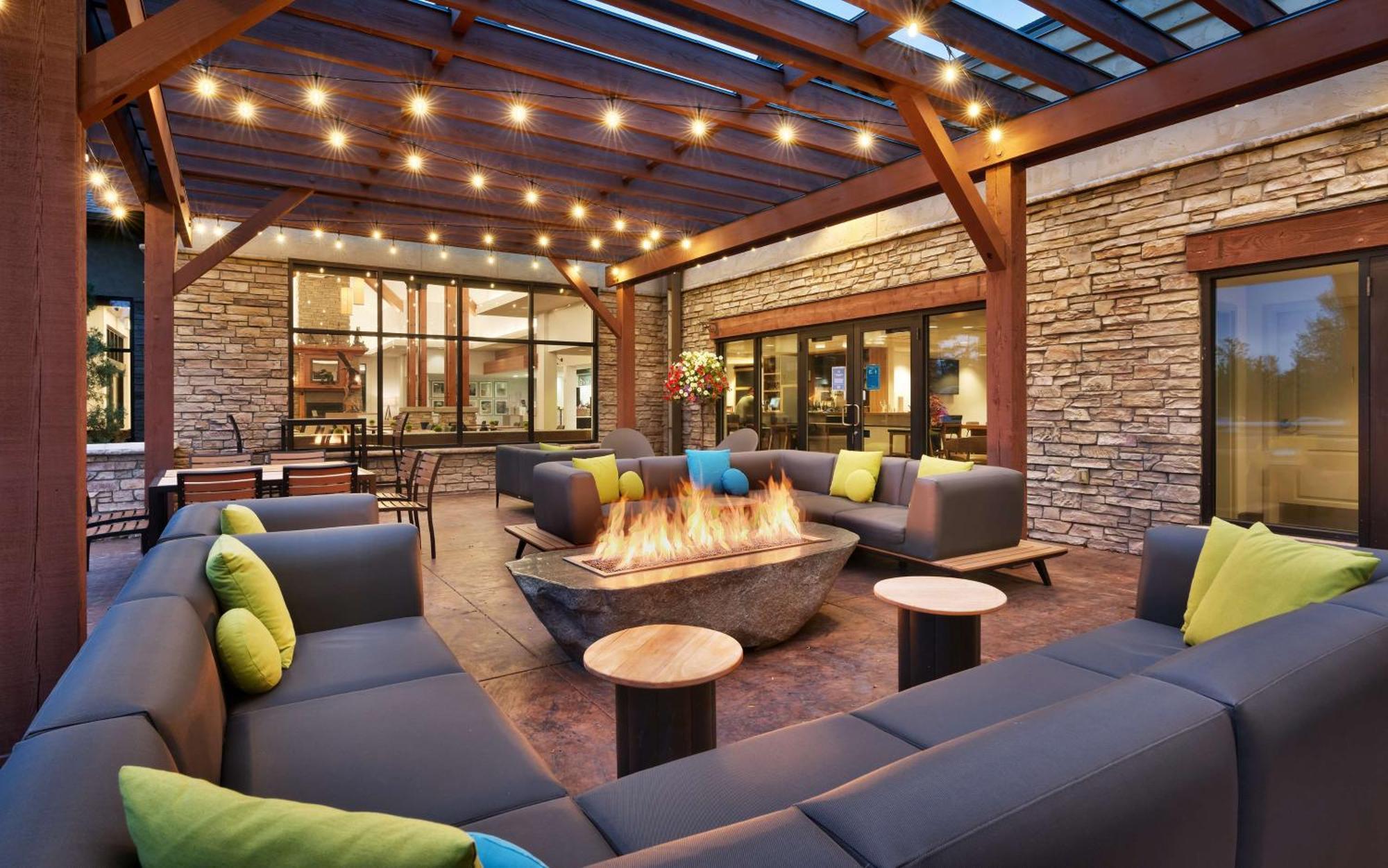 Hilton Garden Inn Bozeman Bagian luar foto